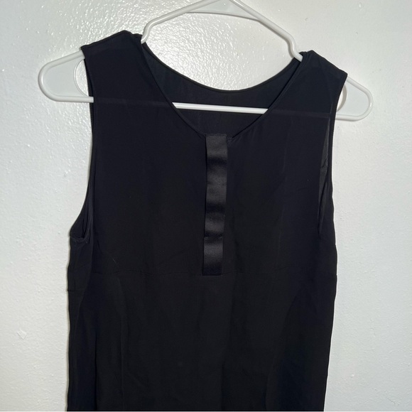 Sleeveless Sheer Blouse Black Split Back - Picture 3 of 8